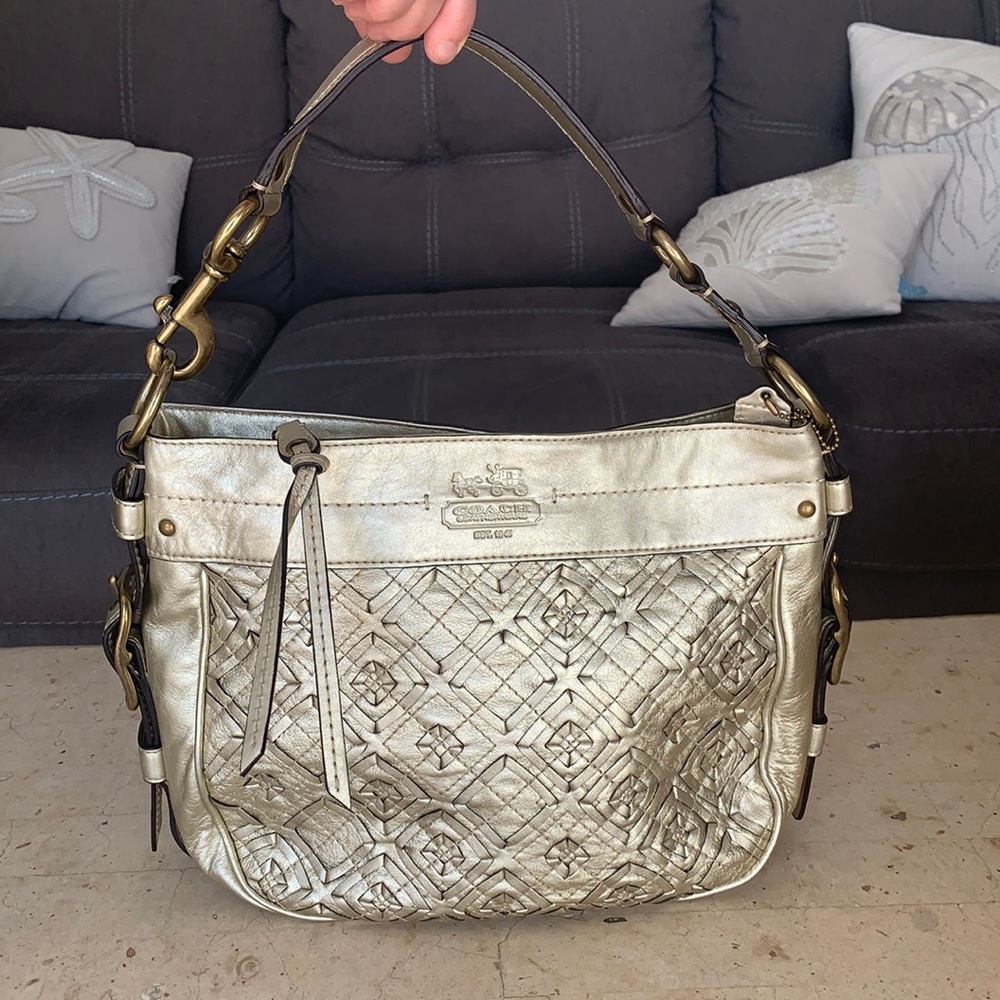 Shoulder bag
